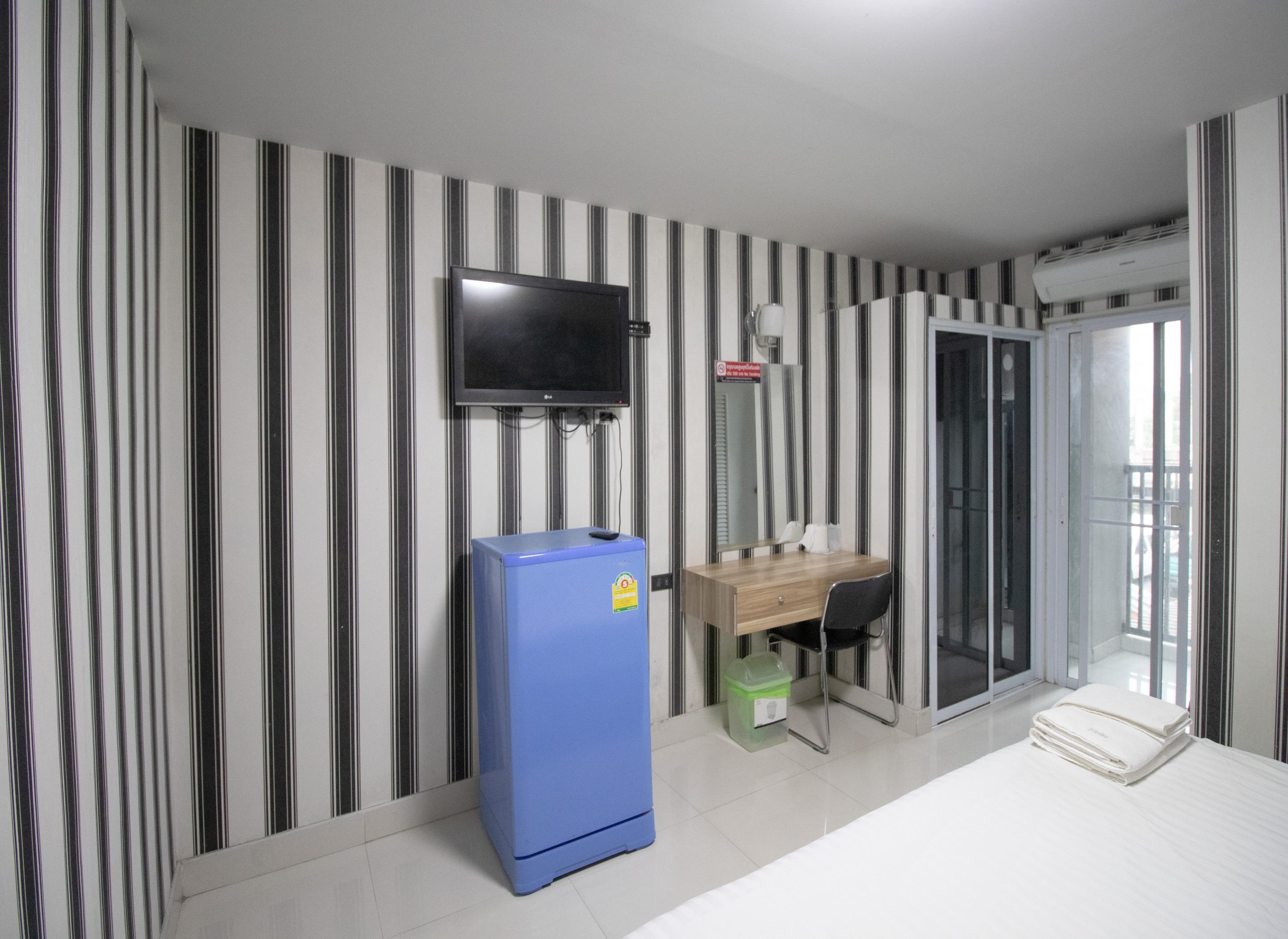 Kun Hotel Накхонратчасіма Екстер'єр фото